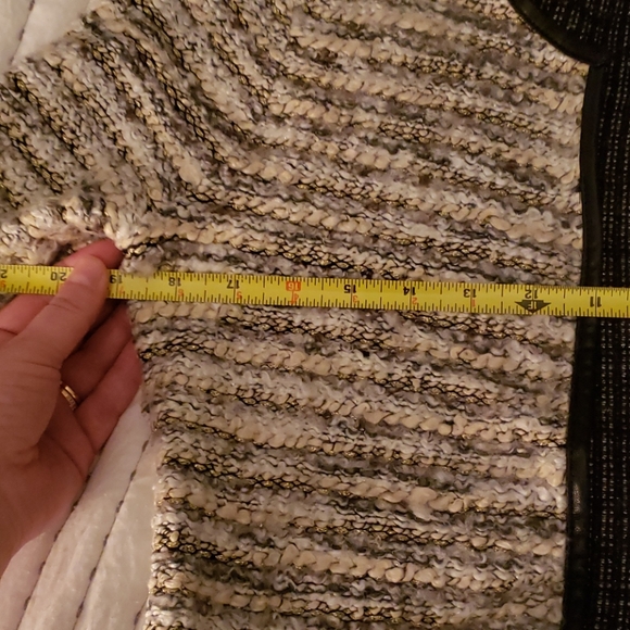 H&M White Tweed Jacket with Leather Trim - Picture 6 of 6